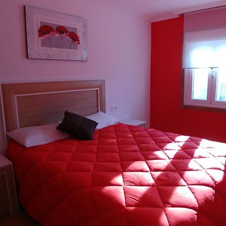 Apartamentos Luis Antonio Mestre Эль-Грове Номер фото